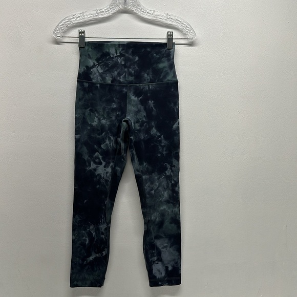 Lululemon Align High Rise Crop Cropped Leggings Pants 23" Tie Dye Blue Size 4 - Picture 1 of 8